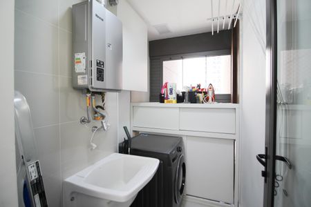 Apartamento à venda com 74m², 2 quartos e 1 vaga Apartamento à venda com 74m², 2 quartos e 1 vagaÁrea de Serviço