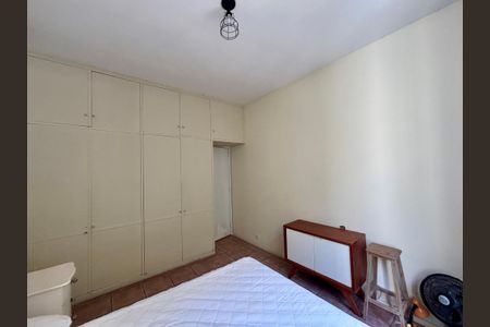 Apartamento para alugar com 136m², 3 quartos e 1 vaga Apartamento para alugar com 136m², 3 quartos e 1 vagaQuarto 1