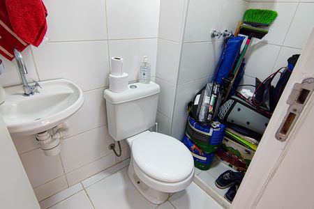 Apartamento à venda com 184m², 3 quartos e 2 vagas Apartamento à venda com 184m², 3 quartos e 2 vagasLavabo