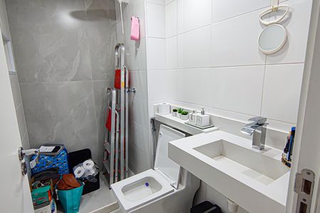 Apartamento à venda com 184m², 3 quartos e 2 vagas Apartamento à venda com 184m², 3 quartos e 2 vagasBanheiro Social