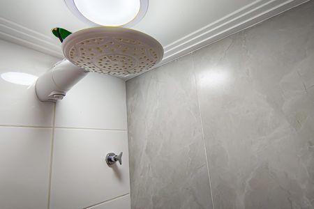 Apartamento à venda com 184m², 3 quartos e 2 vagas Apartamento à venda com 184m², 3 quartos e 2 vagasBanheiro da Suíte 2