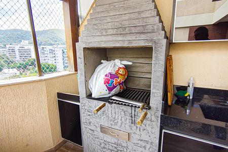 Apartamento à venda com 184m², 3 quartos e 2 vagas Apartamento à venda com 184m², 3 quartos e 2 vagasCobertura