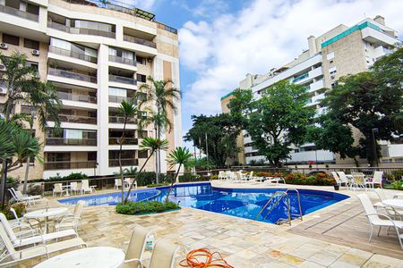 Apartamento à venda com 184m², 3 quartos e 2 vagas Apartamento à venda com 184m², 3 quartos e 2 vagasÁrea comum