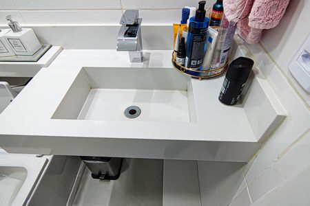 Apartamento à venda com 184m², 3 quartos e 2 vagas Apartamento à venda com 184m², 3 quartos e 2 vagasBanheiro Social