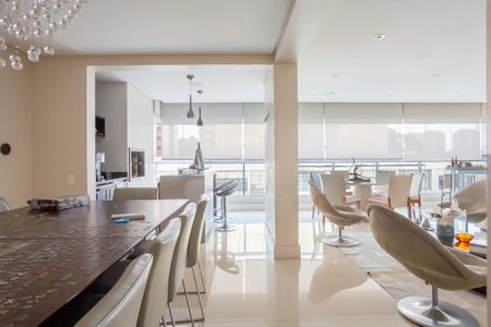 Apartamento à venda com 250m², 4 quartos e 4 vagas