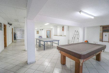 Casa à venda com 4 quartos, 320m² em Vila Romana, São Paulo