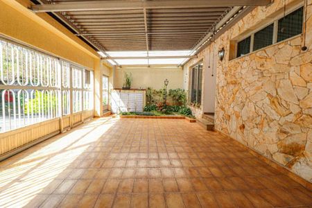 Casa à venda com 320m², 4 quartos e 4 vagas