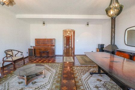 Casa à venda com 4 quartos, 320m² em Vila Romana, São Paulo