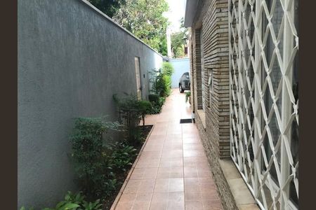 Casa à venda com 210m², 3 quartos e 3 vagas