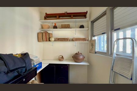 Apartamento à venda com 120m², 3 quartos e 1 vaga Apartamento à venda com 120m², 3 quartos e 1 vagaQuarto de Serviço