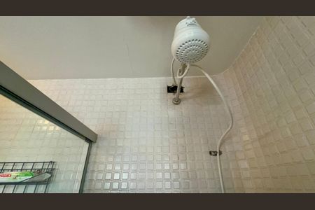 Apartamento à venda com 120m², 3 quartos e 1 vaga Apartamento à venda com 120m², 3 quartos e 1 vagaBanheiro da Suíte 2