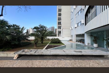 Apartamento à venda com 120m², 3 quartos e 1 vaga Apartamento à venda com 120m², 3 quartos e 1 vagaEntrada