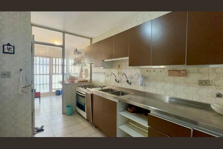 Apartamento à venda com 120m², 3 quartos e 1 vaga Apartamento à venda com 120m², 3 quartos e 1 vagaCozinha