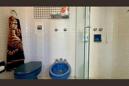 Apartamento à venda com 120m², 3 quartos e 1 vaga Apartamento à venda com 120m², 3 quartos e 1 vagaBanheiro da Suíte 1