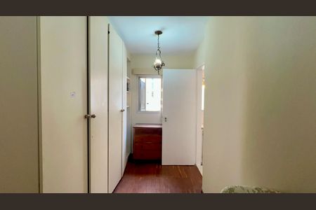 Apartamento à venda com 120m², 3 quartos e 1 vaga Apartamento à venda com 120m², 3 quartos e 1 vagaSuíte 2