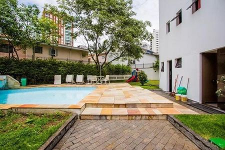 Apartamento à venda com 285m², 4 quartos e 4 vagas