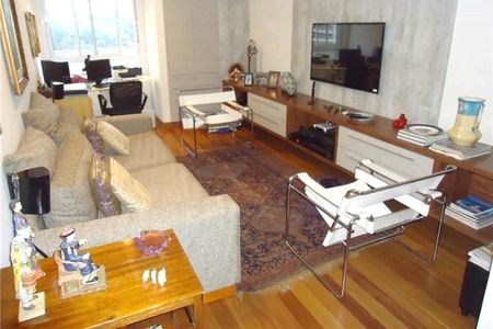 Apartamento à venda com 320m², 4 quartos e 3 vagas