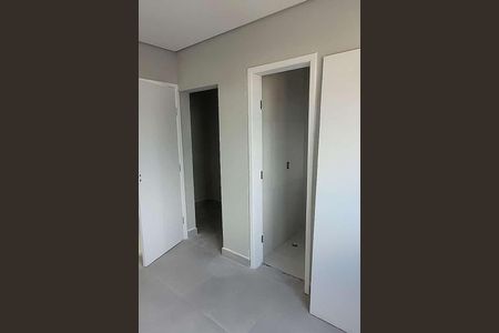 Casa à venda com 120m², 2 quartos e 2 vagas