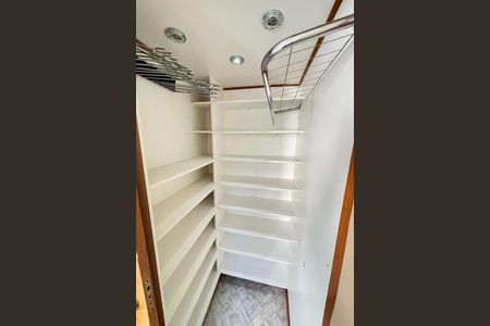 Apartamento à venda com 140m², 2 quartos e 1 vaga