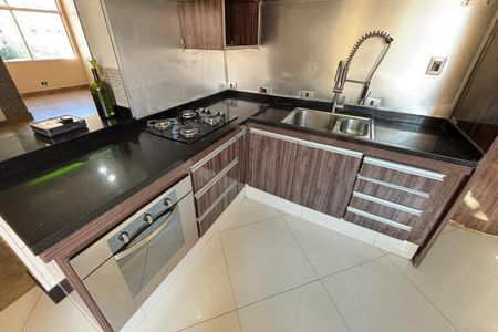 Apartamento à venda com 140m², 2 quartos e 1 vaga