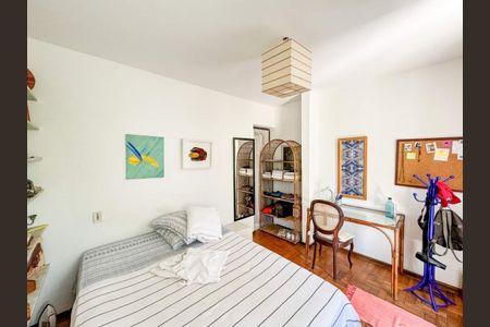 Apartamento à venda com 268m², 5 quartos e 1 vaga