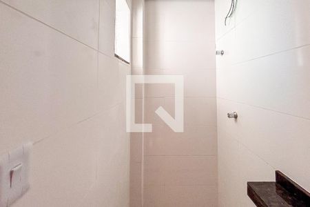 Banheiro Social de apartamento para alugar com 1 quarto, 80m² em Jardim Maringa, São Paulo