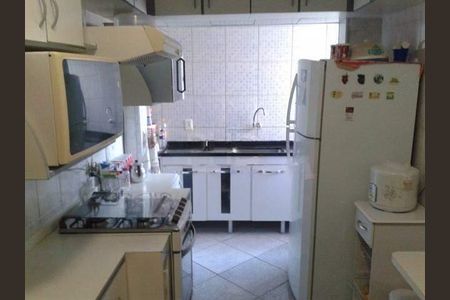 Casa à venda com 200m², 2 quartos e 2 vagas