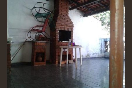 Casa à venda com 200m², 2 quartos e 2 vagas