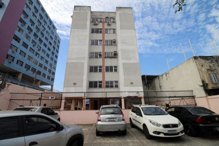Apartamento à venda com 75m², 2 quartos e 1 vagaFachada do Prédio
