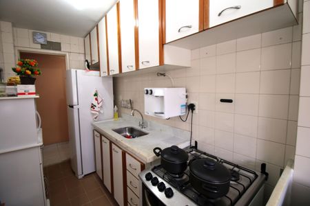 Apartamento à venda com 75m², 2 quartos e 1 vagaCozinha