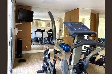 Apartamento à venda com 136m², 2 quartos e 3 vagas