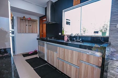 Apartamento à venda com 100m², 2 quartos e 1 vaga