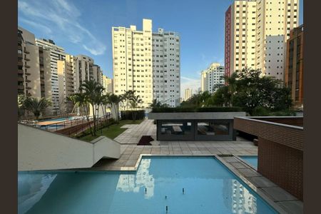 Apartamento à venda com 374m², 4 quartos e 6 vagas