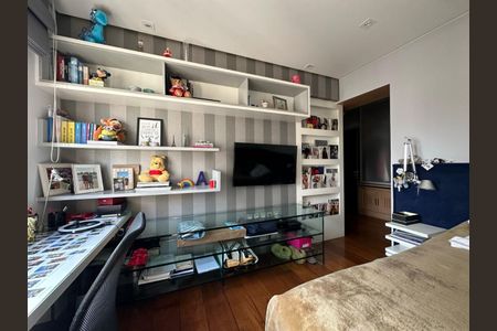 Apartamento à venda com 374m², 4 quartos e 6 vagas