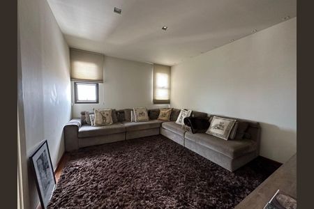 Apartamento à venda com 374m², 4 quartos e 6 vagas