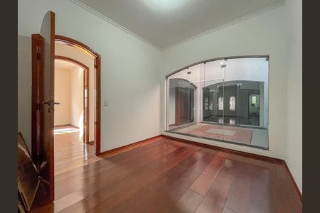 Casa à venda com 3 quartos, 426m² em Vila Valparaíso, Santo André