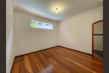 Casa à venda com 3 quartos, 426m² em Vila Valparaíso, Santo André