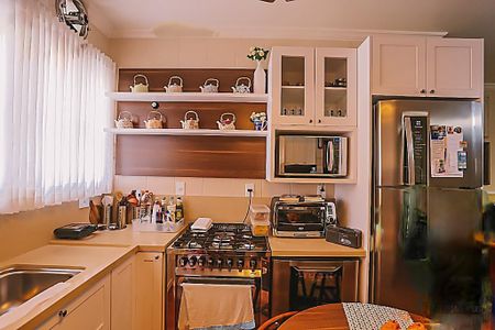 Casa à venda com 379m², 3 quartos e 2 vagas