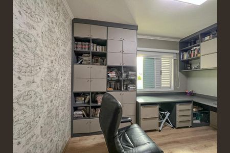Apartamento à venda com 115m², 3 quartos e 4 vagas