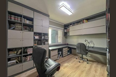 Apartamento à venda com 115m², 3 quartos e 4 vagas