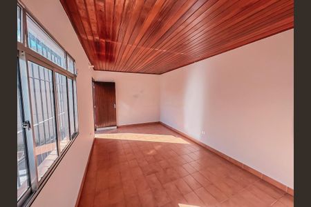 Casa à venda com 4 quartos, 217m² em Parque Oratório, Santo André