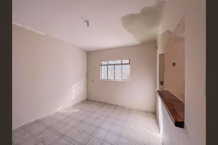 Casa à venda com 4 quartos, 217m² em Parque Oratório, Santo André