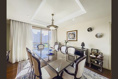 Apartamento à venda com 4 quartos, 178m² em Vila Gilda, Santo André