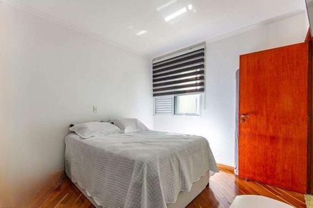 Casa à venda com 4 quartos, 254m² em Pinheirinho, Santo André
