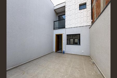 Casa à venda com 70m², 2 quartos e 4 vagas