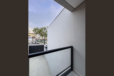 Casa à venda com 70m², 2 quartos e 4 vagas
