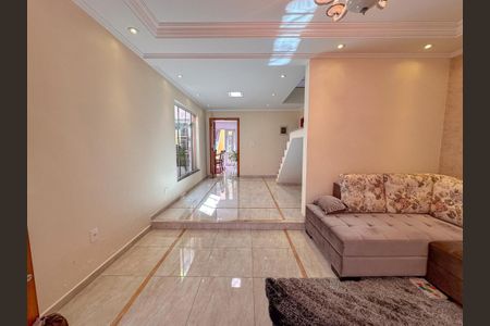 Casa à venda com 4 quartos, 227m² em Vila Scarpelli, Santo André