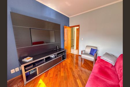 Casa à venda com 4 quartos, 227m² em Vila Scarpelli, Santo André