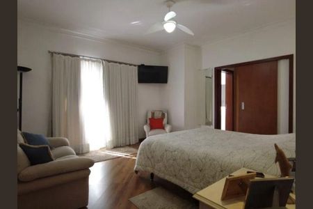 Casa à venda com 360m², 3 quartos e 4 vagas