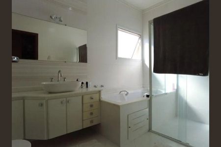 Casa à venda com 360m², 3 quartos e 4 vagas